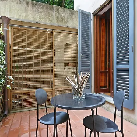 Cellini Bright & Elegant Flat In Florence-hosted By Sweetstay